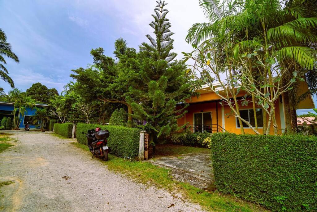 Little Yellow House- Aonang Ao Nang Exterior foto